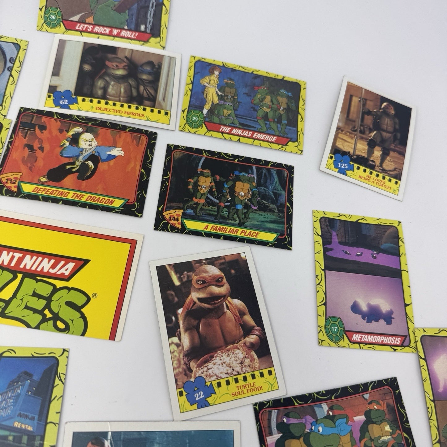 1989 Topps Teenage Mutant Ninja Turtles🔥LOT 40+ SCROLL, 2 PAGES OF CARDS!