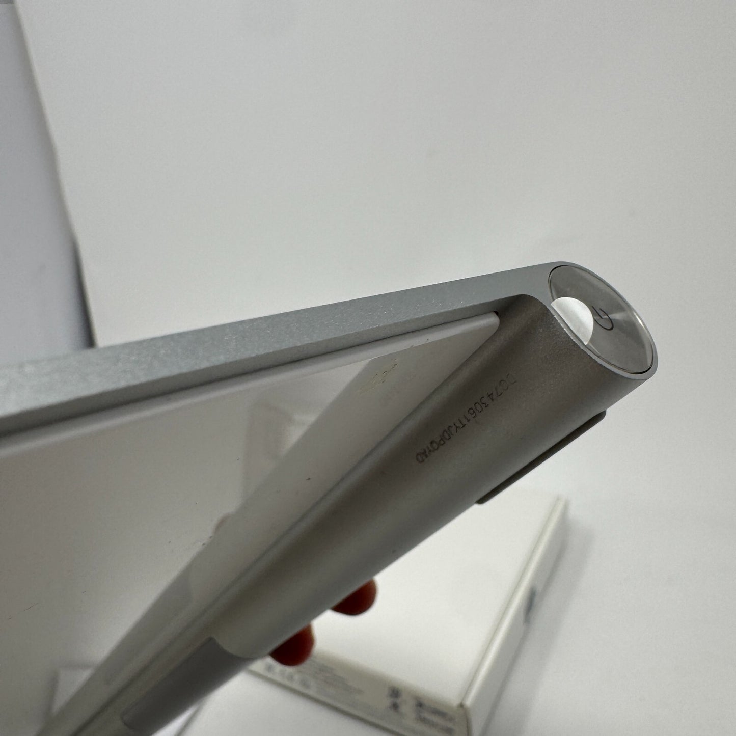 Apple Wireless Bluetooth Magic Keyboard A1314 for Mac Silver Aluminum & White