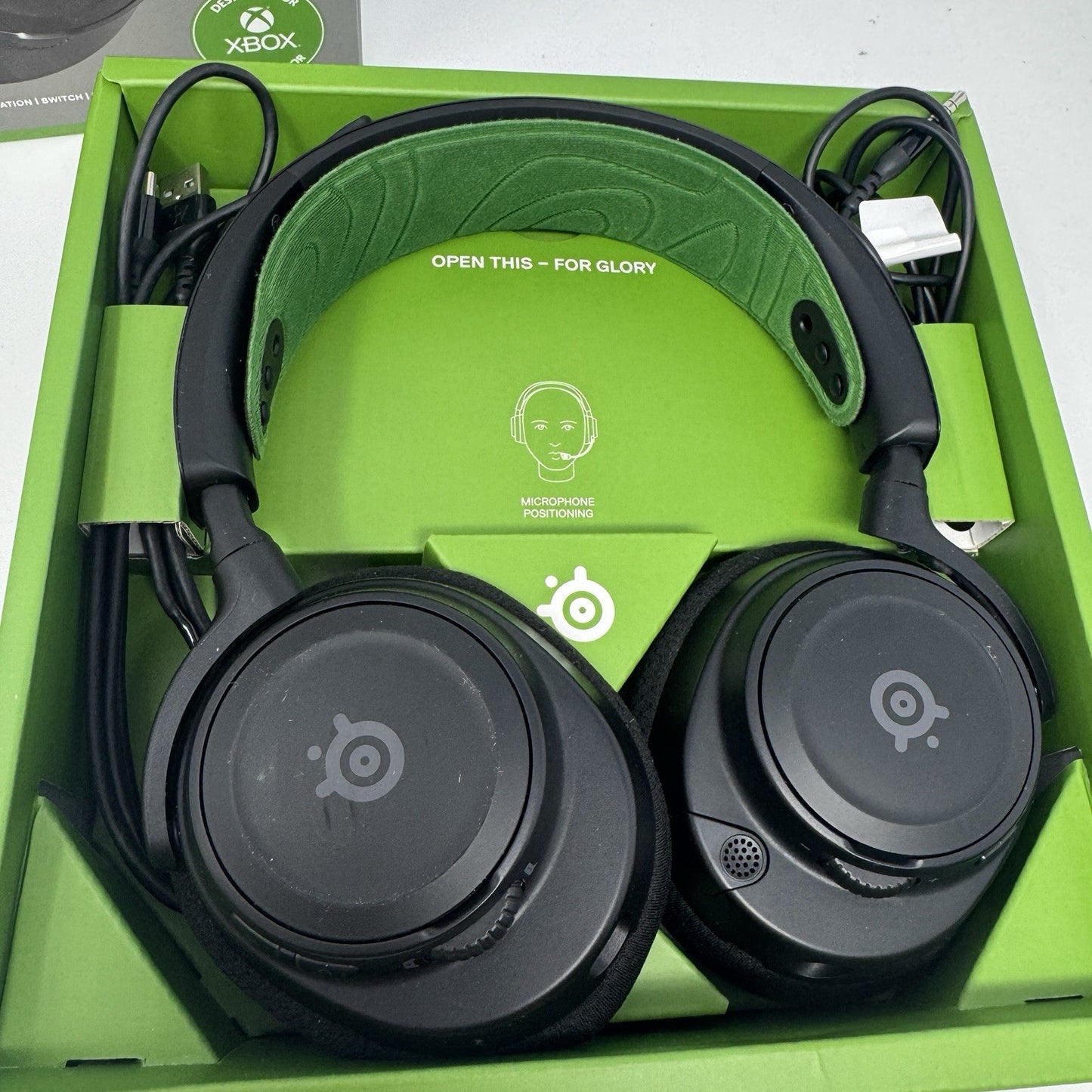 *SteelSeries Arctis Nova 7X Wireless Multi-Platform Gaming Headset