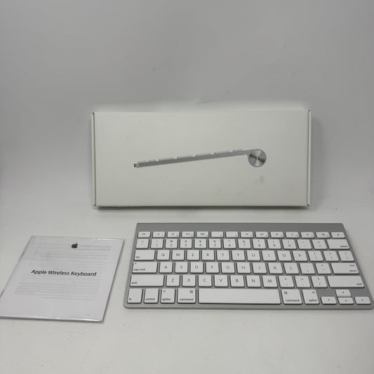 Apple Wireless Bluetooth Magic Keyboard A1314 for Mac Silver Aluminum & White